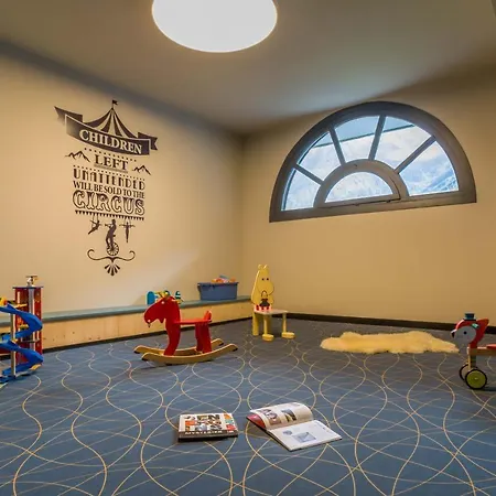 La Cordee 412 - Year 霞慕尼