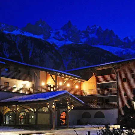 La Cordee 412 - Year * Chamonix