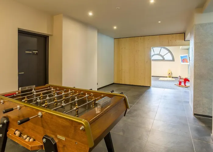 La Cordee 412 - Year Chamonix