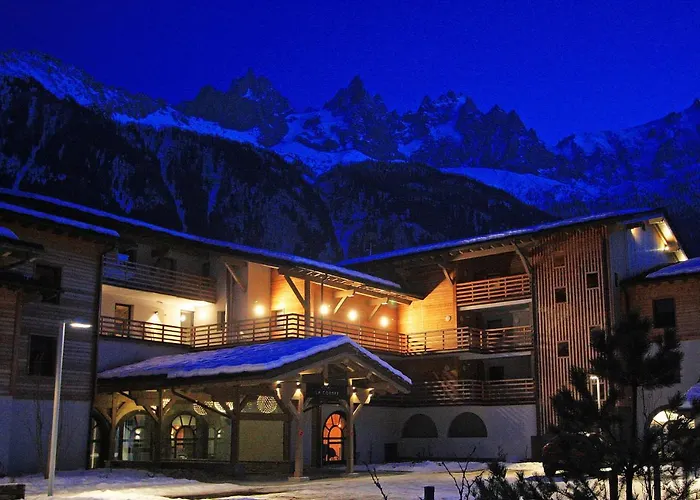 La Cordee 412 - Year * Chamonix Mont Blanc