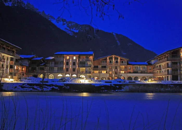 La Cordee 412 - Year Chamonix Mont Blanc